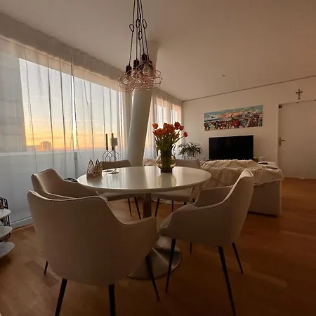 Apartment View Flat By Art